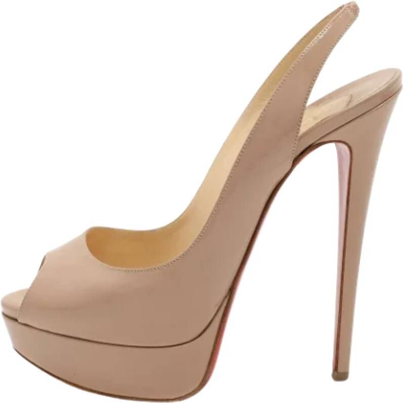 Christian Louboutin Pre-owned Leather heels Beige Dames