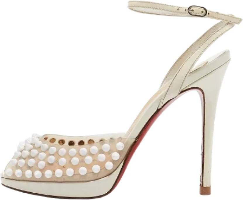 Christian Louboutin Pre-owned Leather heels Beige Dames