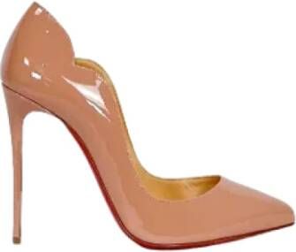 Christian Louboutin Pre-owned Leather heels Beige Dames