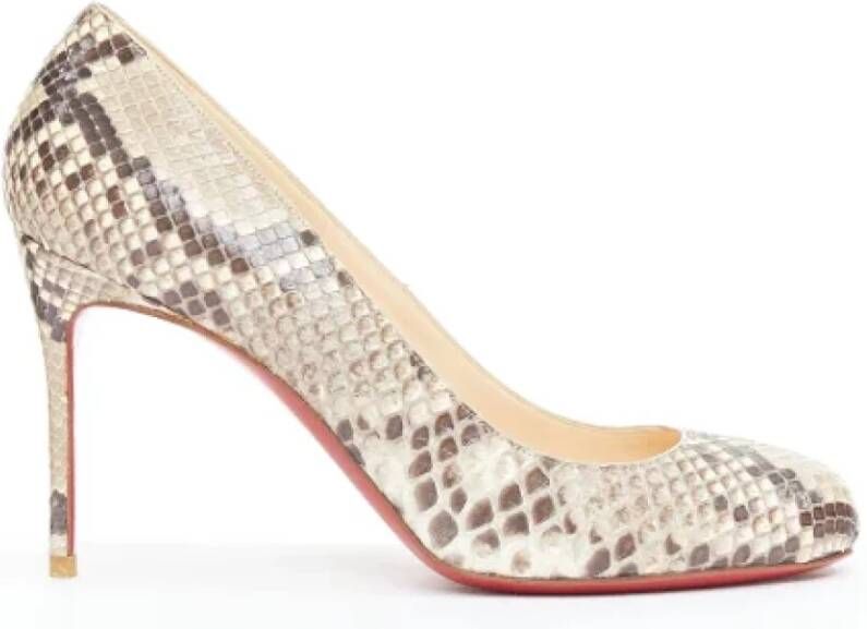 Christian Louboutin Pre-owned Leather heels Beige Dames