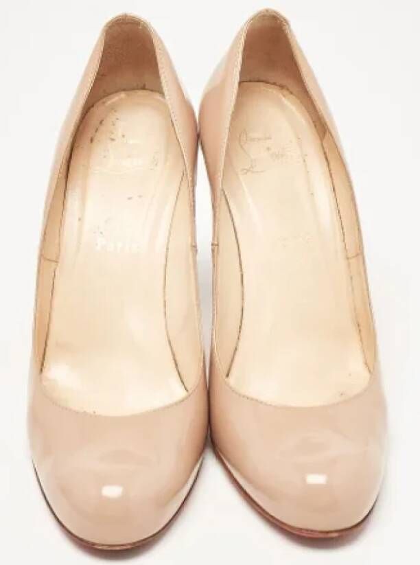 Christian Louboutin Pre-owned Leather heels Beige Dames