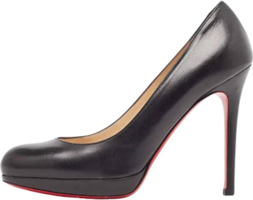 Christian Louboutin Pre-owned Leather heels Black Dames