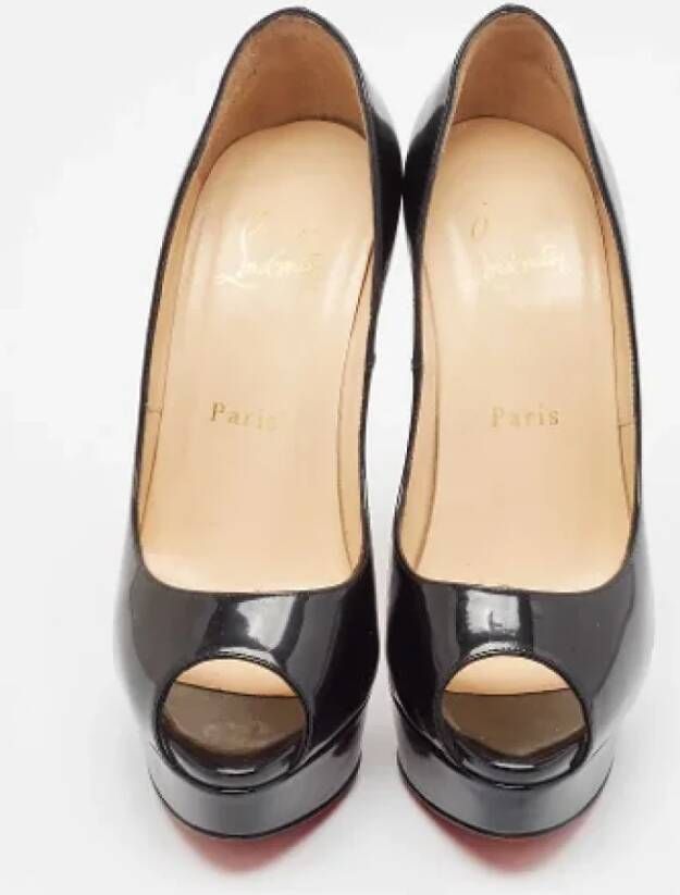 Christian Louboutin Pre-owned Leather heels Black Dames