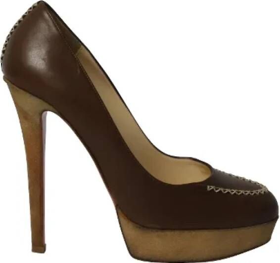 Christian Louboutin Pre-owned Leather heels Brown Dames