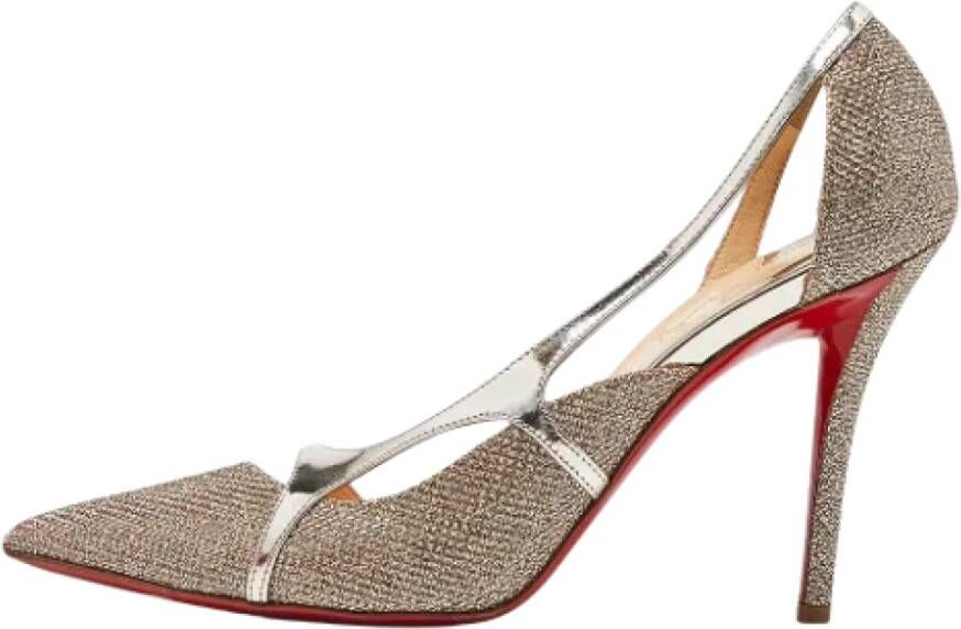 Christian Louboutin Pre-owned Leather heels Gray Dames