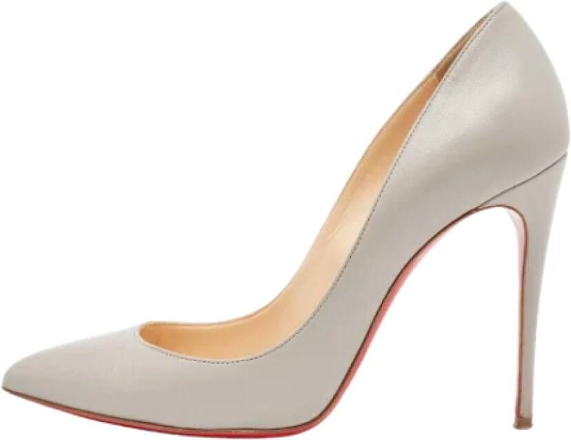 Christian Louboutin Pre-owned Leather heels Gray Dames