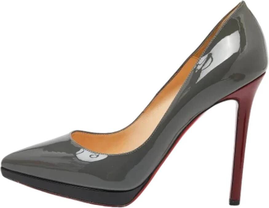 Christian Louboutin Pre-owned Leather heels Gray Dames