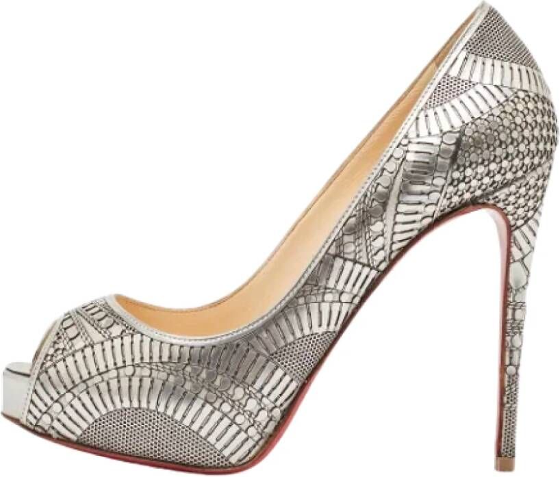 Christian Louboutin Pre-owned Leather heels Gray Dames