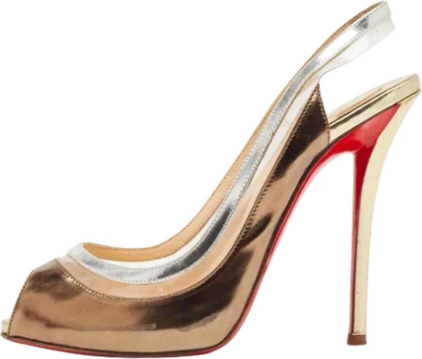 Christian Louboutin Pre-owned Leather heels Yellow Dames