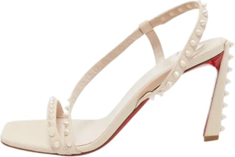 Christian Louboutin Pre-owned Leather sandals Beige Dames