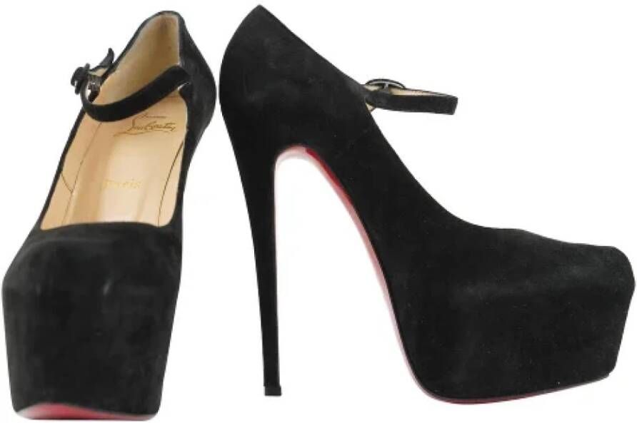 Christian Louboutin Pre-owned Pumps Black Dames