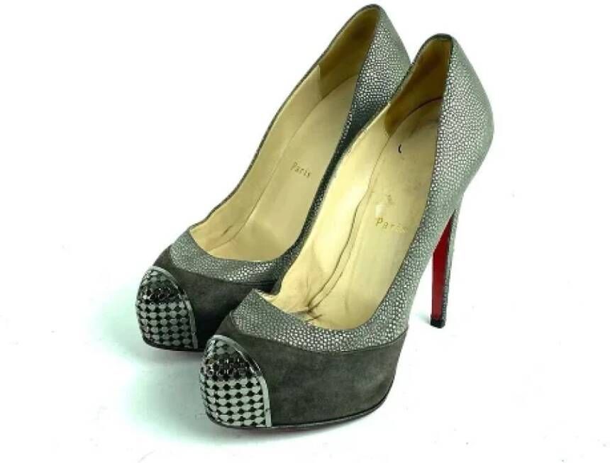 Christian Louboutin Pre-owned Pumps Green Dames