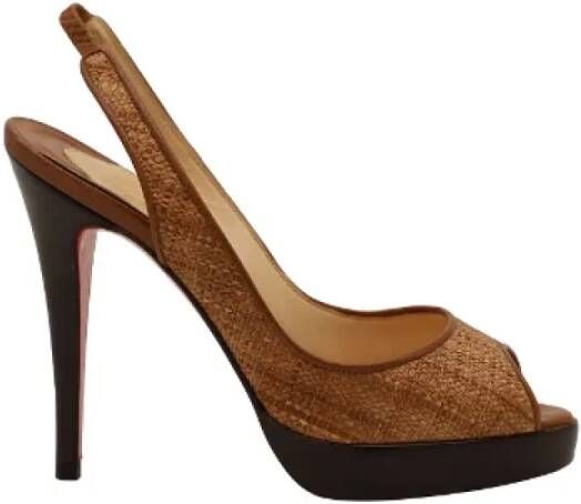 Christian Louboutin Pre-owned Raffia sandals Brown Dames