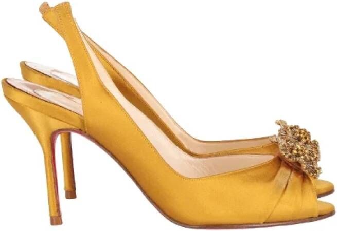 Christian Louboutin Pre-owned Satin heels Yellow Dames