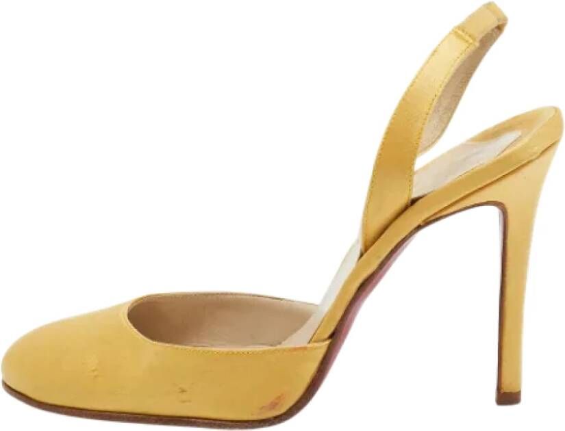 Christian Louboutin Pre-owned Satin heels Yellow Dames