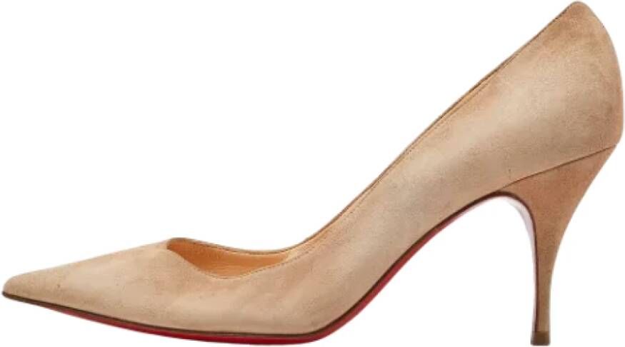 Christian Louboutin Pre-owned Suede heels Beige Dames