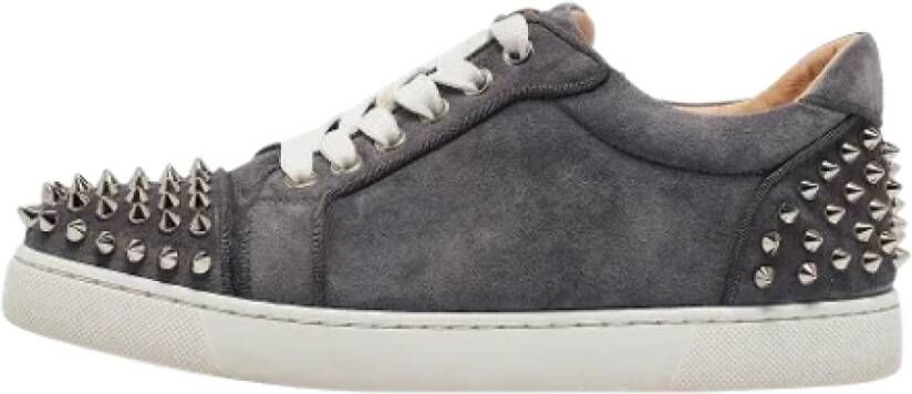 Christian Louboutin Pre-owned Suede sneakers Gray Dames