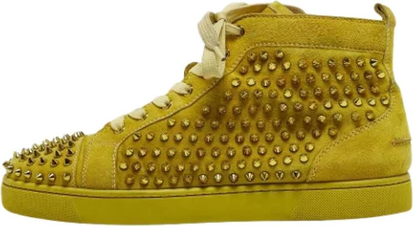 Christian Louboutin Pre-owned Suede sneakers Yellow Heren