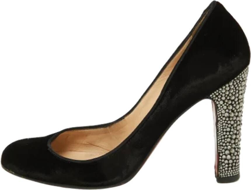 Christian Louboutin Pre-owned Velvet heels Black Dames