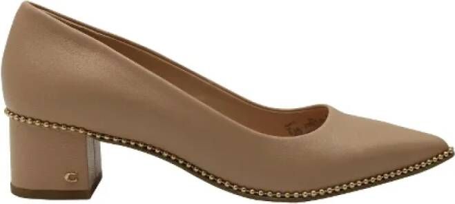 Coach Pre-owned Beige Leren Blokhak Pumps Beige Dames