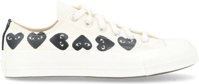 Comme des Garçons Play Beige Sneaker met Zwarte Harten White Heren