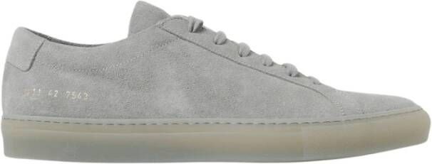 Common Projects Grijze Suède Sneakers met Gouden Zijlogo Gray Heren