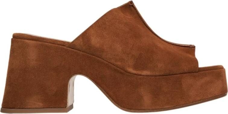 Curiosite Bruine Suède Pumps Elegant Stijlvol Ontwerp Brown Dames