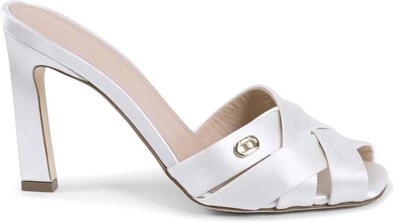 Dee Ocleppo Elegant Satin Crossed Strap Mules Beige Dames