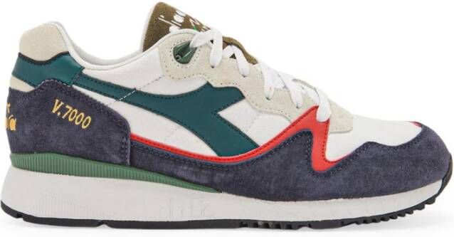 Diadora Navy V7000 Sneakers Stijlvol en Verfijnd Groen Heren