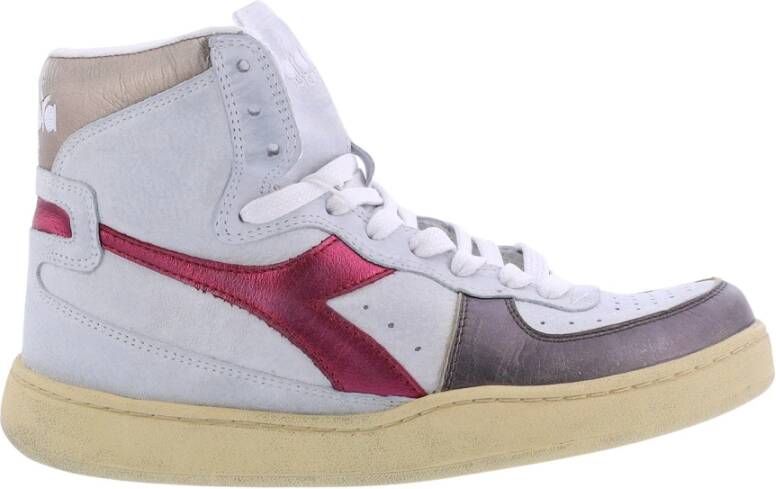 Diadora Stijlvolle damessneakers voor casual of sportieve outfits Wit Dames