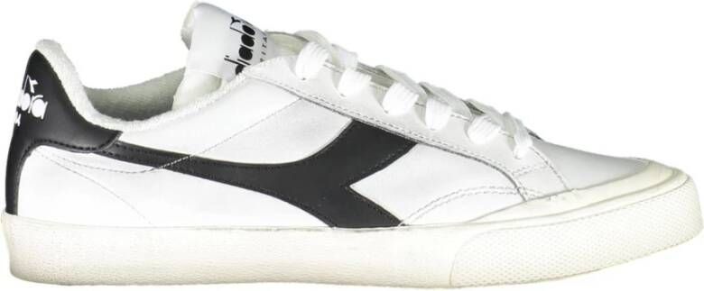 Diadora Stijlvolle Vetersneakers met Contrasterende Accenten White Dames