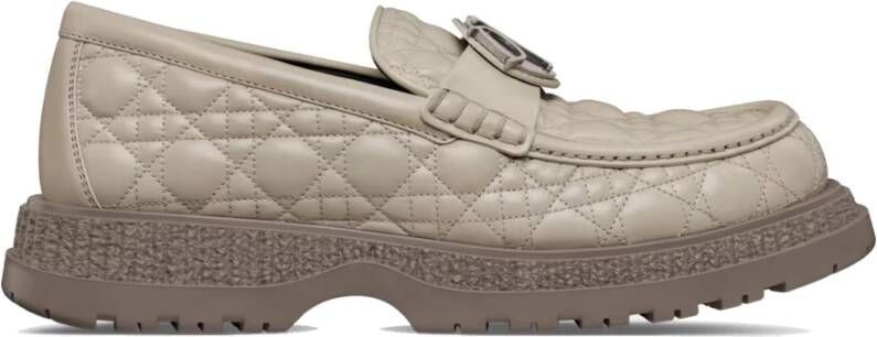 Dior Luxe leren mocassins met charme gesp Beige Heren