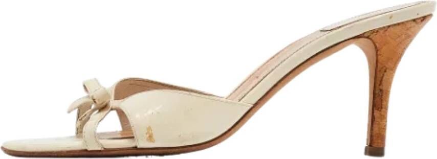 Dior Vintage Pre-owned Leather sandals Beige Dames