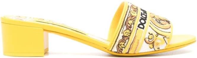 Dolce & Gabbana Gele geborduurde majolica sandalen Yellow Dames