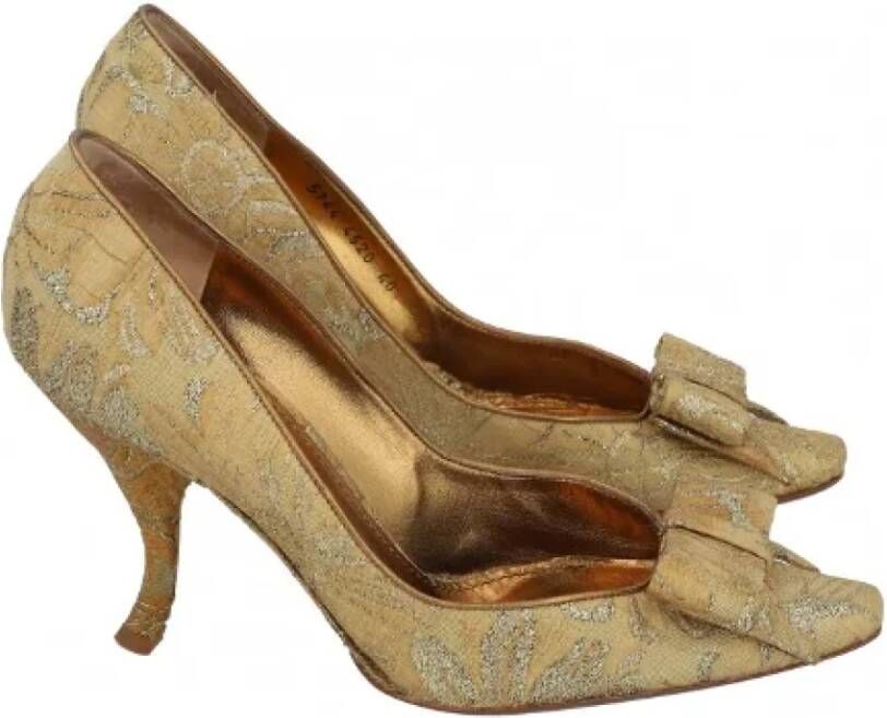 Dolce & Gabbana Pre-owned Fabric heels Beige Dames