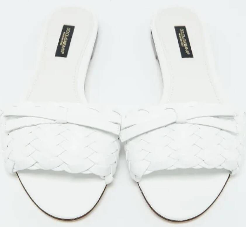 Dolce & Gabbana Pre-owned Leather flats White Dames