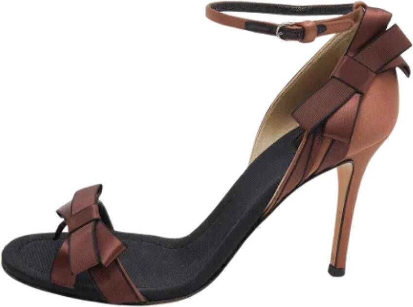 Dolce & Gabbana Pre-owned Satin sandals Brown Dames