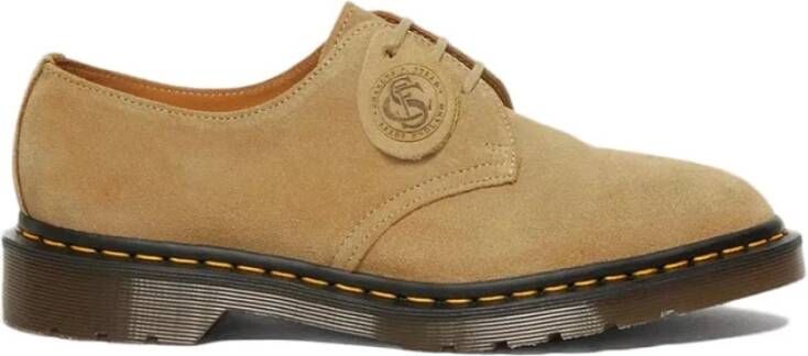 Dr. Martens Almond Beige Buck Suède Schoenen Beige Heren