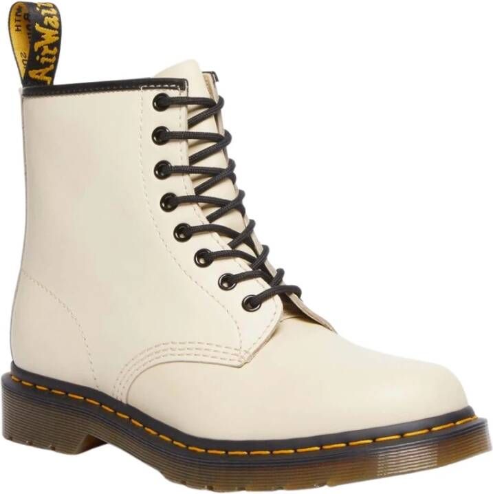 Dr. Martens 1460 Gladleren Veterschoenen Beige Dames