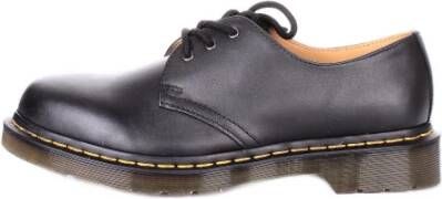 Dr. Martens Zwarte Veterschoenen Stijlvol en Comfortabel Black Unisex