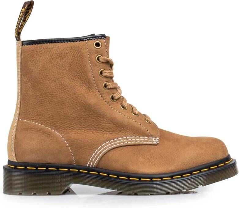 Dr martens Dr. Martens 1460 Savannah tan Beige Nubuck Veterboots Unisex