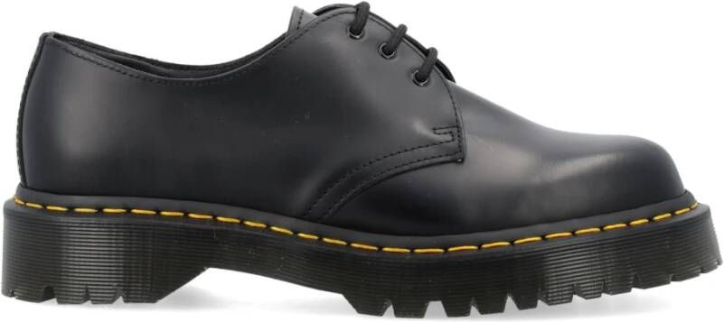 Dr. Martens Zwarte Gesloten Oxford Schoenen Aw24 Black Heren