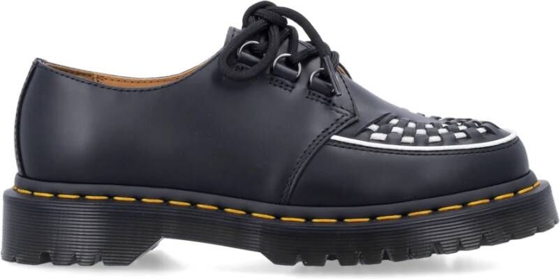 Dr. Martens Zwarte Gesloten Schoenen Ramsey Aw24 Black Heren