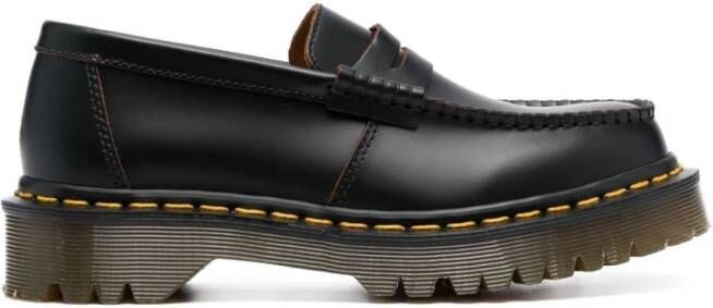 Dr. Martens Zwarte Leren Loafers Gemaakt in Engeland Black Dames