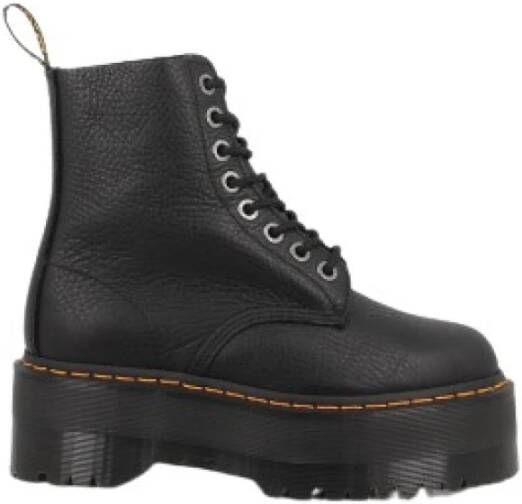 Dr. Martens Zwarte veterschoenen met hoge platform voor moedige vrouwen Black Dames