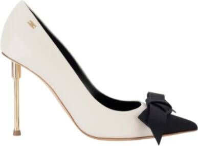 Elisabetta Franchi Satijnen Strikleren Pumps Beige Dames