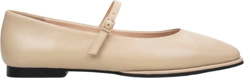 Estro Beige Leren Ballet Flats met Gesp Beige Dames