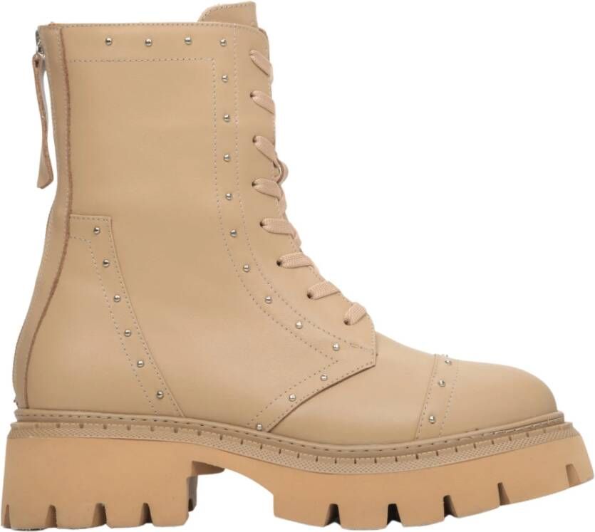 Estro Dames Beige Leren Enkellaarzen met Decoratieve Studs Er00114047 Beige Dames