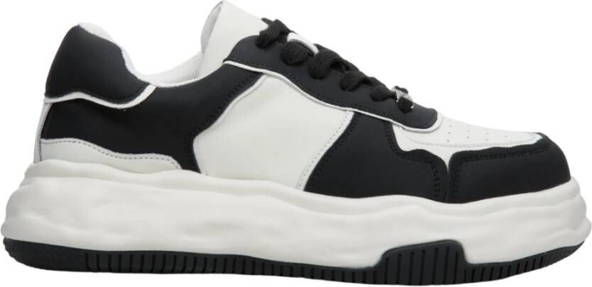 Estro Dames Zwart & Wit Laag-Top Sneakers gemaakt van Echt Leer Er00113581 Black Dames