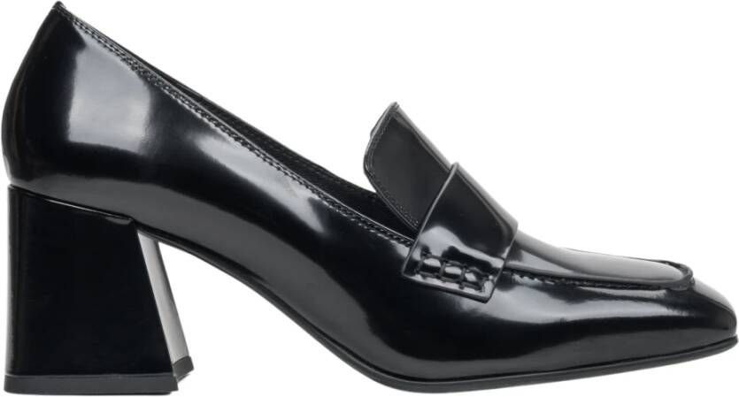 Estro Dames Zwarte Lakleren Blokhak Pumps Er00113582 Black Dames